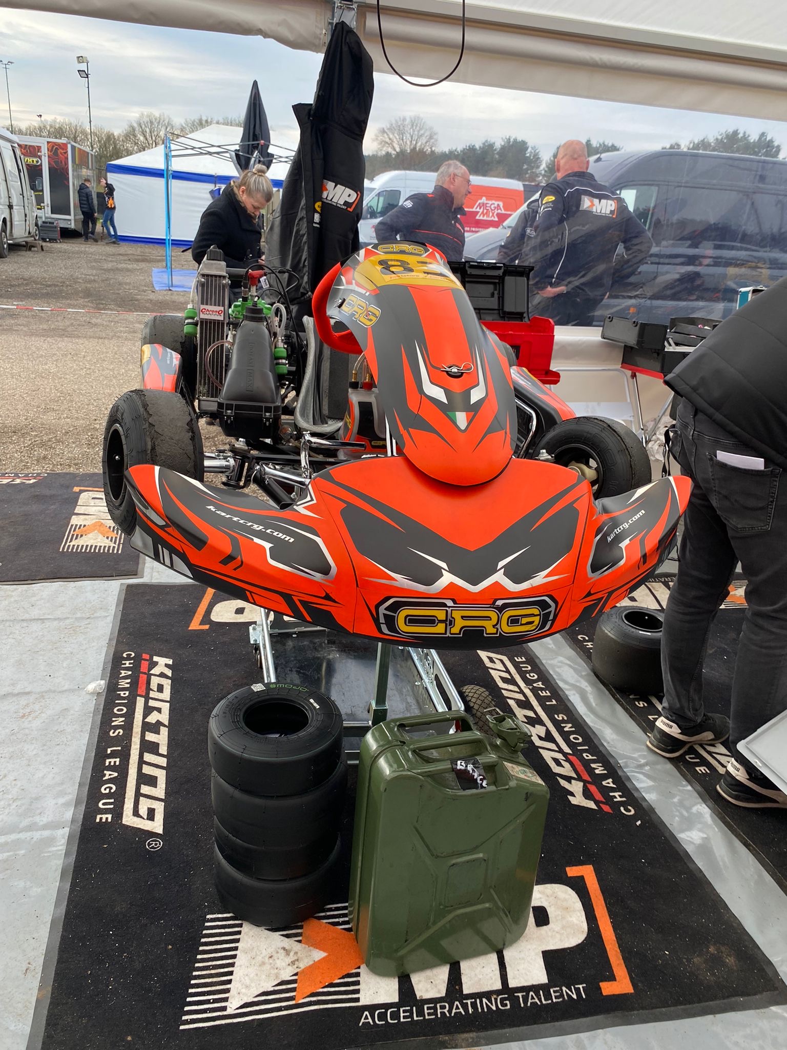 MPsport_2taktkart Wisselen van de kartbanden