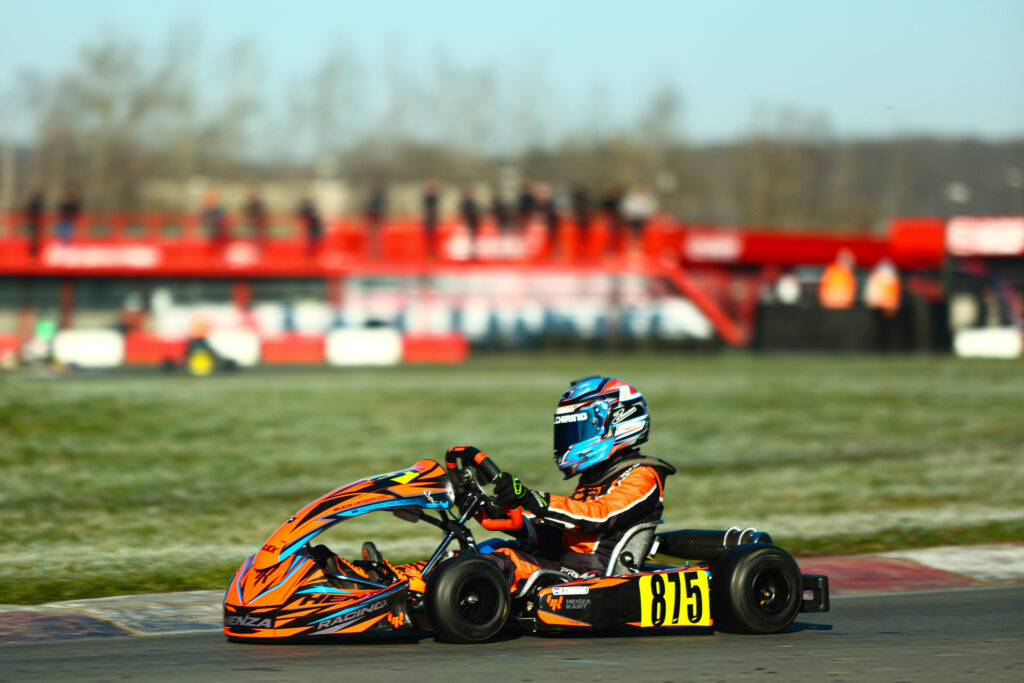 Bruce Chirino in zijn HenzaKart tijdens de Karting Champions League 2025